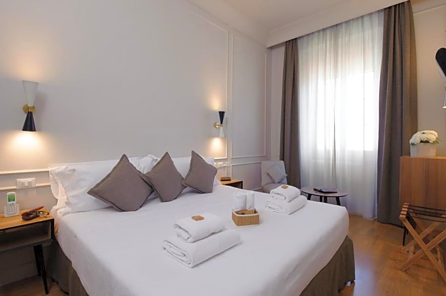 Hotel Lungarno Vespucci 50