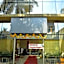 Hi 5 Hotel & Experience