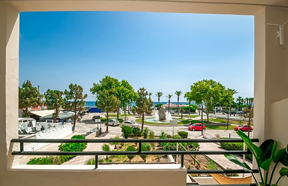 Atma Beach Rooms & Suites