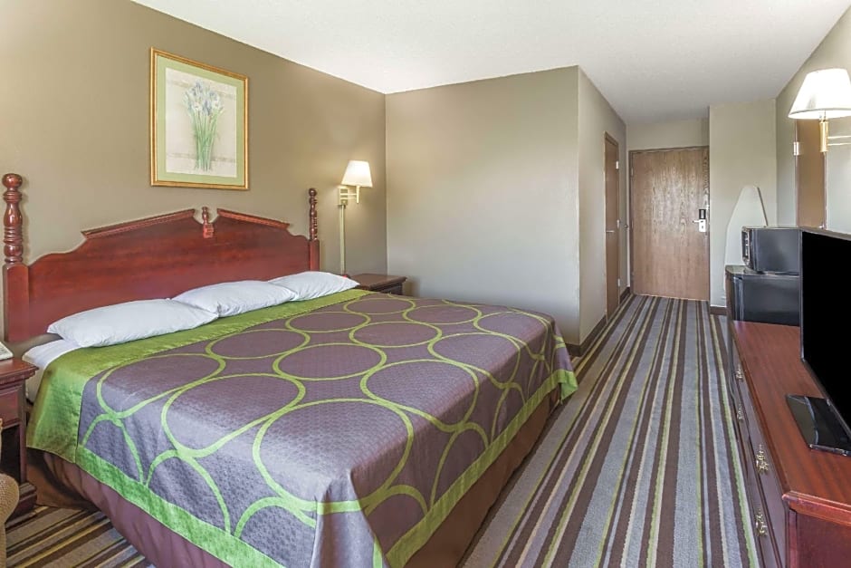 Super 8 by Wyndham Yorkville