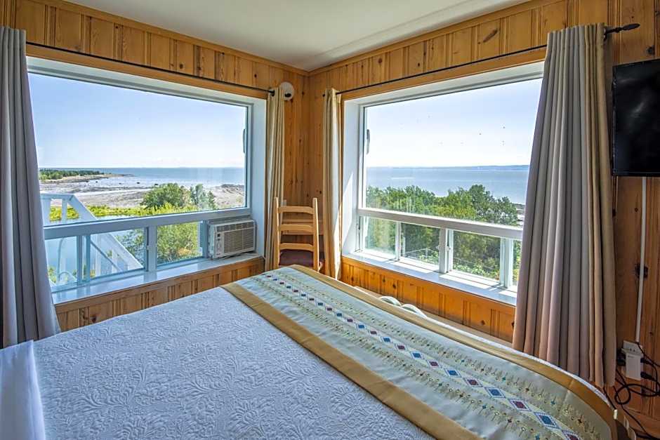 Hotel La Roche Pleureuse