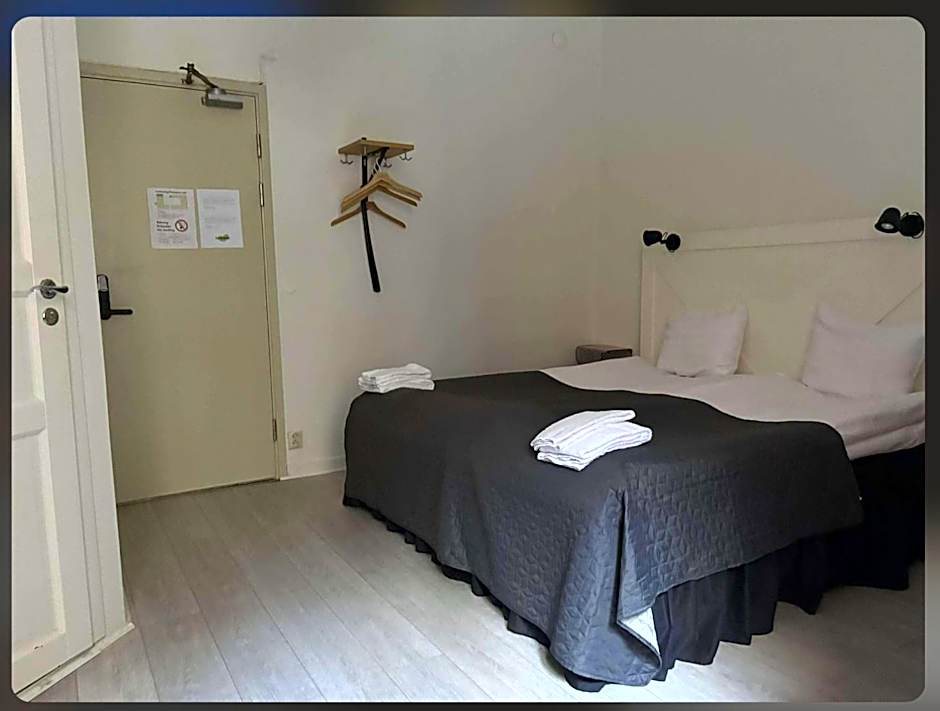 Hotel Lemonade