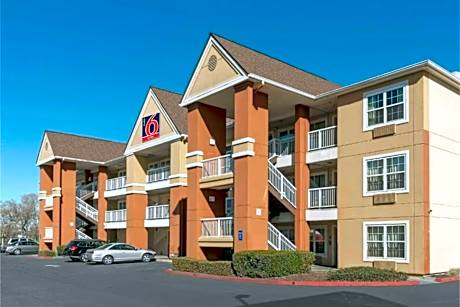 Studio 6 Extended Stay Sacramento Arden Way CA