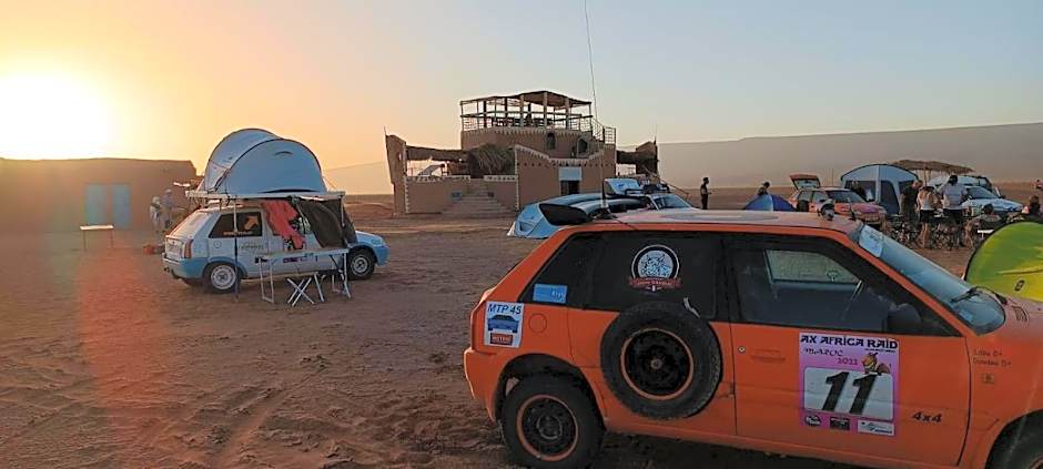 désert tours & Hôtel Titanic lac irik