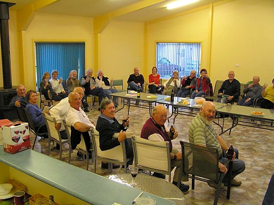 Lake Hamilton Motor Village and Caravan Park