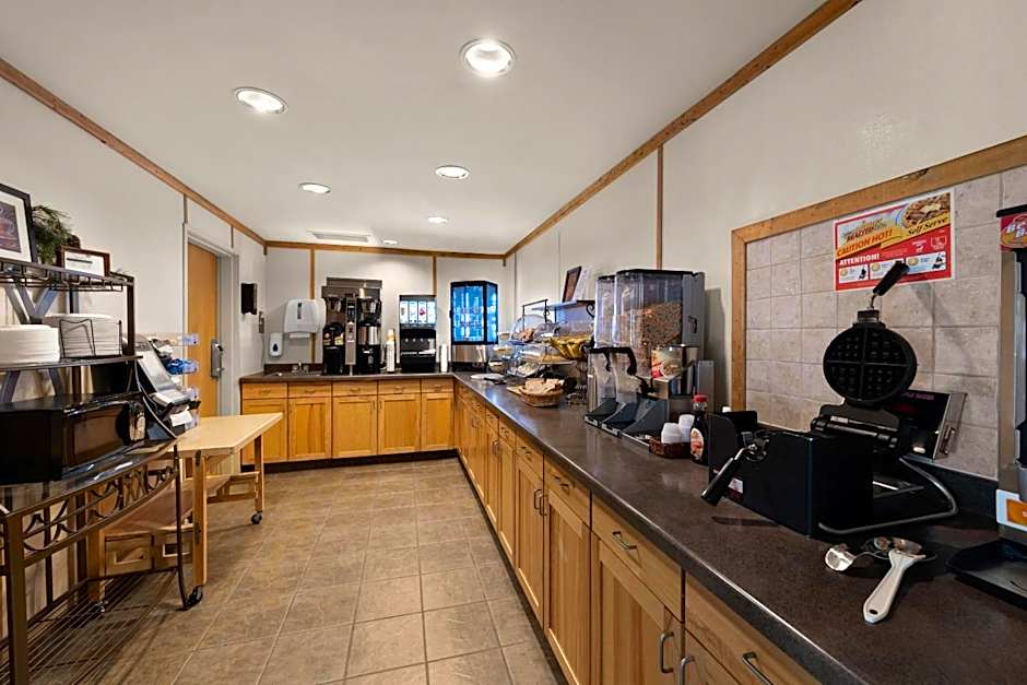 Rodeway Inn & Suites Tomahawk