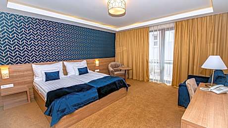 Deluxe Double Room with Balcony