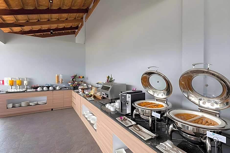 Kudo Hotel & Beach Club (Adults Only)