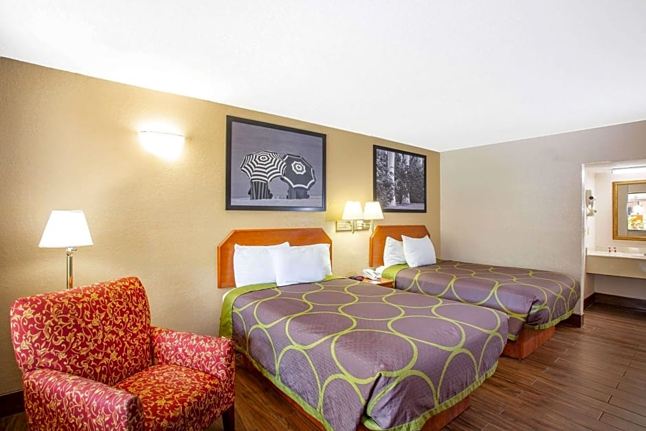 Super 8 by Wyndham North Palm Beach