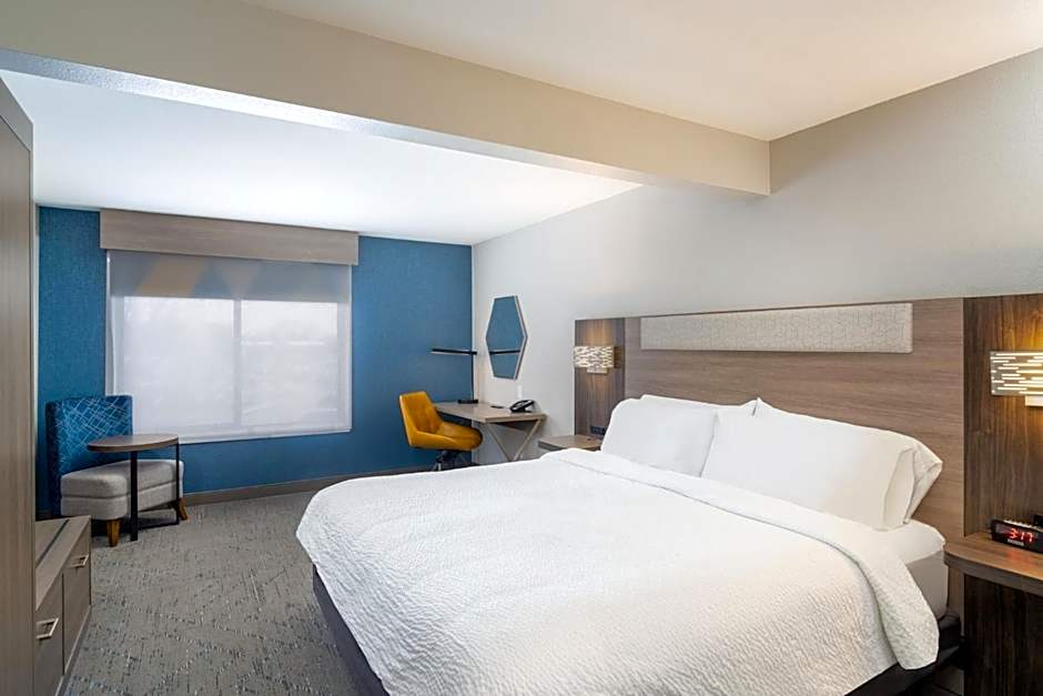 Holiday Inn Express & Suites Bozeman West By IHG