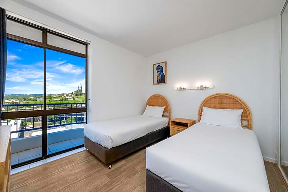 Bayview Tower Motel