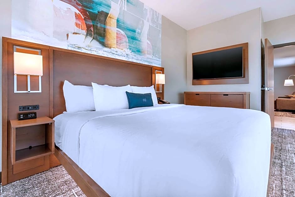 Cambria Hotel Davenport Quad Cities