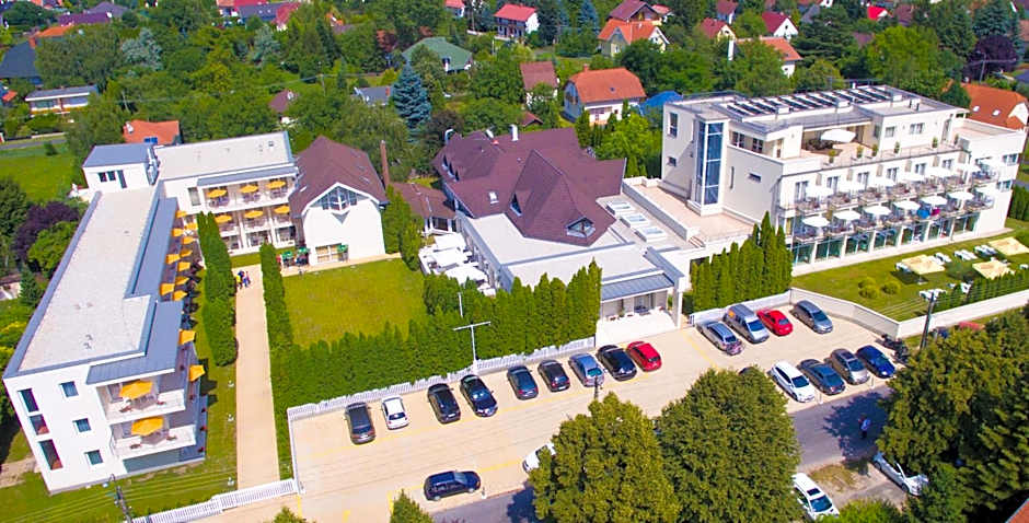 Két Korona Konferencia és Wellness Hotel