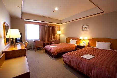 Twin Room - Non-Smoking