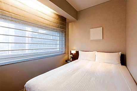 Non-smoking CHIC Semi-double 15 square meters / bed width 140 cm