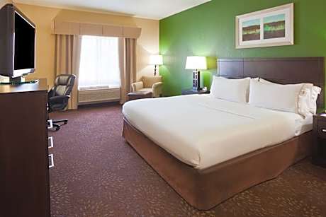 1 King Bed Standard