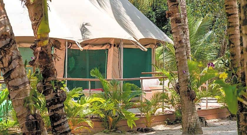 Canvas & Orchids Retreat