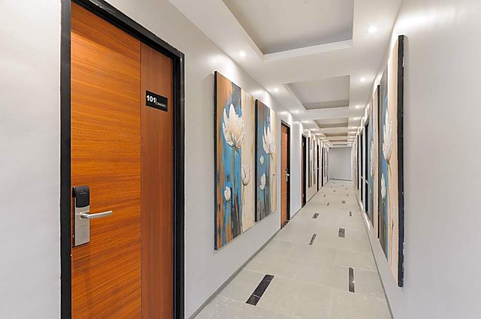 Urbanview Hotel Puri Indah