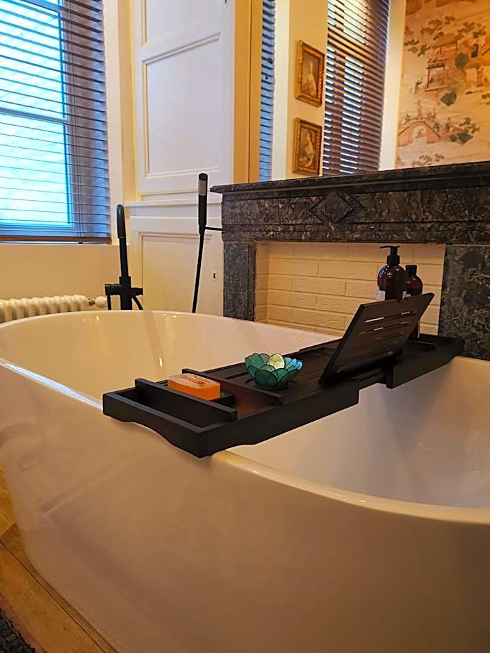 JARDIN D'HIVER CASSEL Suite de 70 m2