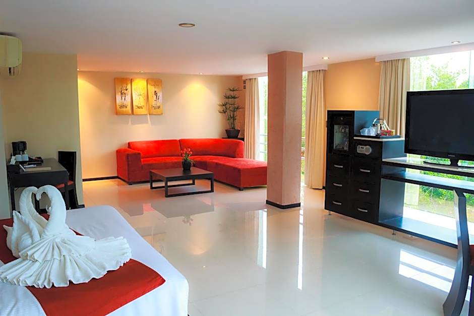 Photo 1 of 33 of 1 King Bed Suite