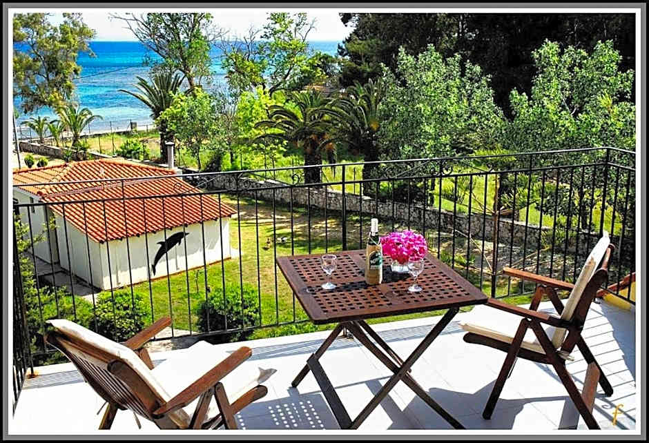 Albouro seafront apartments