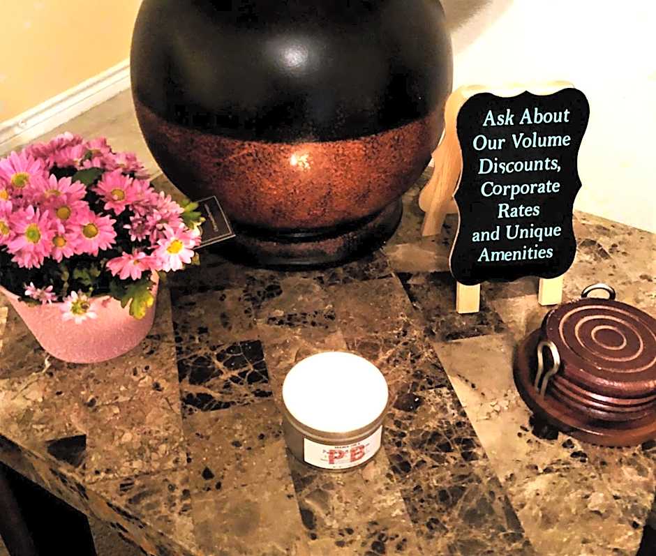 The Reside Fully Furnished Condos - Medical Stays Welcome