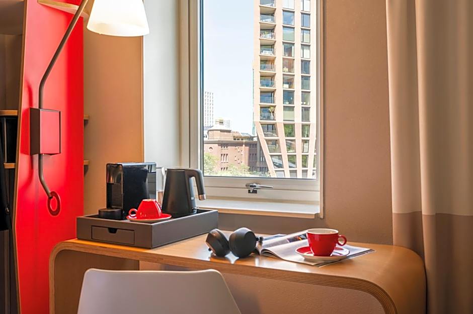 Ibis Rotterdam City Centre