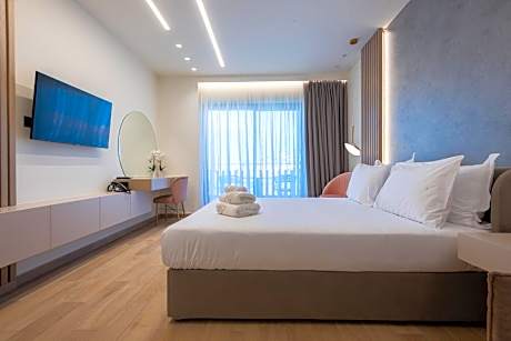 DELUXE ROOM CASTLE VIEW