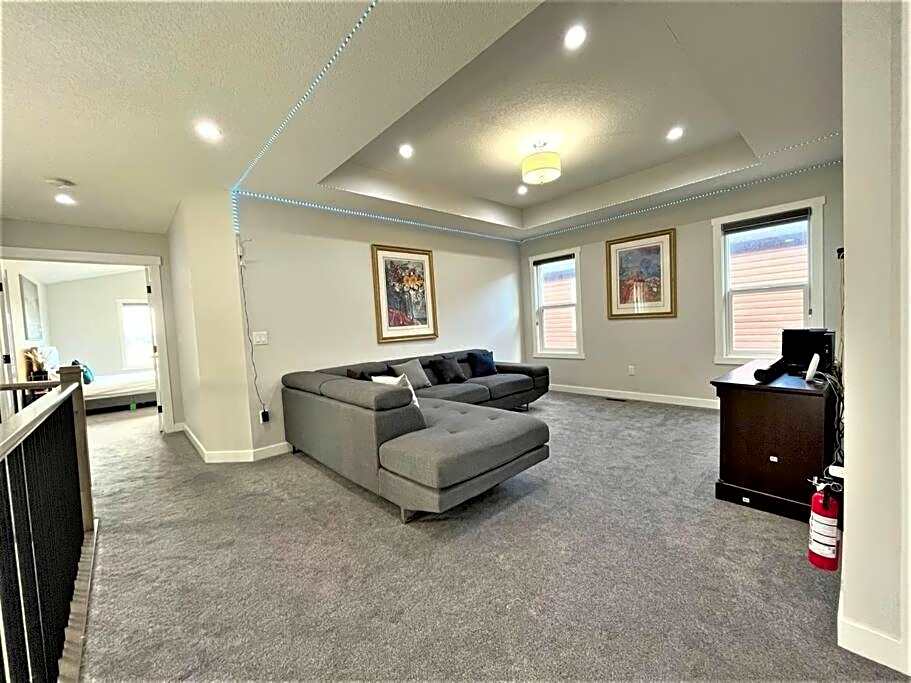 Luxury Retreat For Large Groups