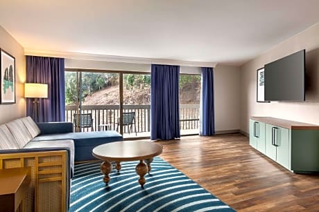 2 Queen 1 Bedroom Suite