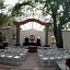 Lundeen Inn of the Arts