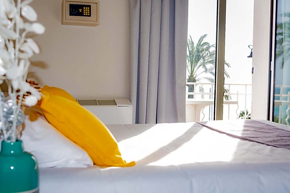 Hotel et Appartements Reine D'Azur