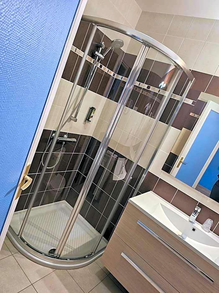 Logis Hôtel Restaurant L'Unique