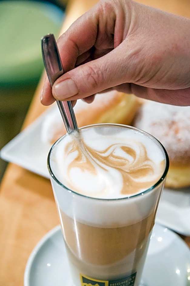 Apparthotel Feldhof - Living and Bistro