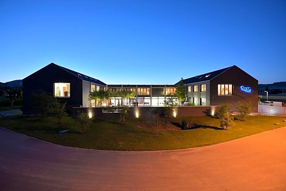 Q.C.M. Campus