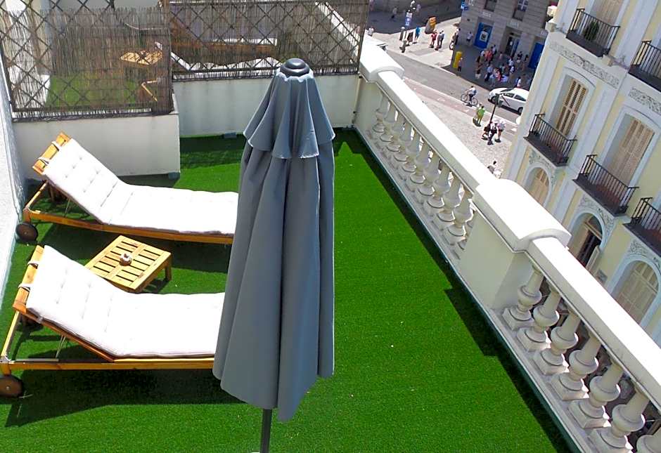 Hotel Moderno Puerta del Sol