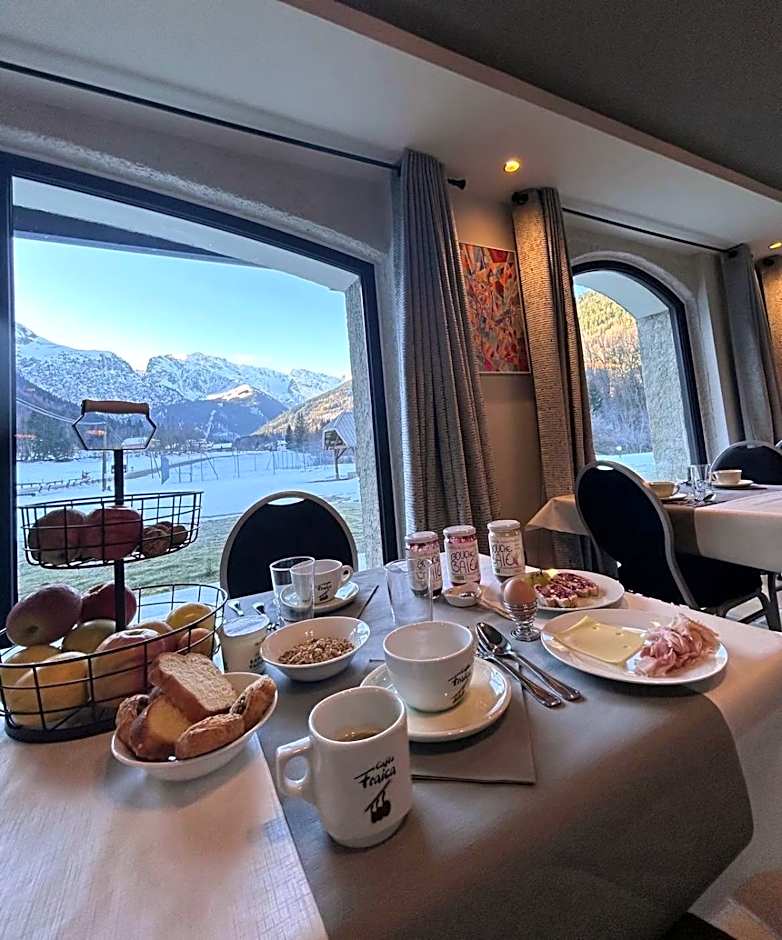 Hôtel Restaurant Le Madame