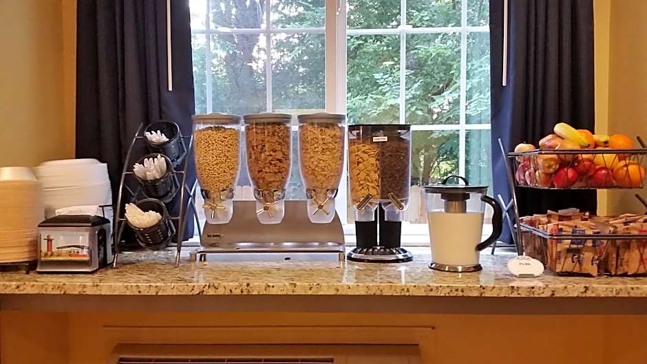 Microtel Inn & Suites by Wyndham Kearney