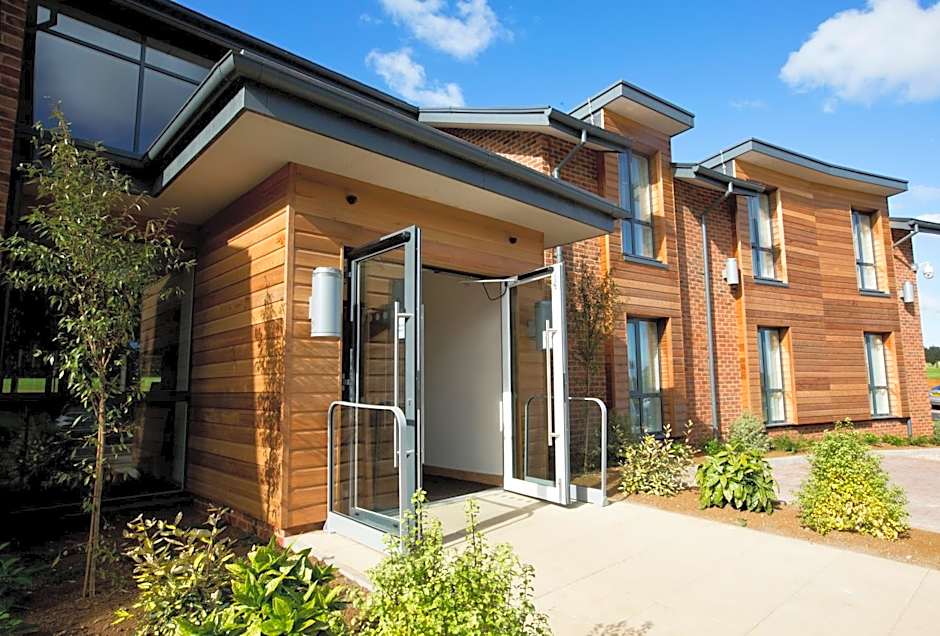 Sandford Springs Hotel and Golf Club