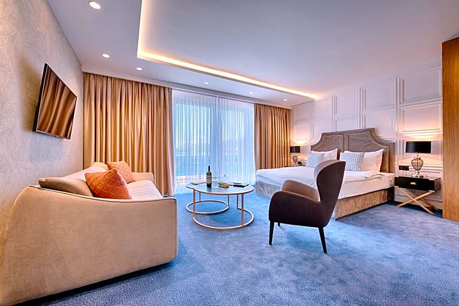 Kalamper Hotel & Spa
