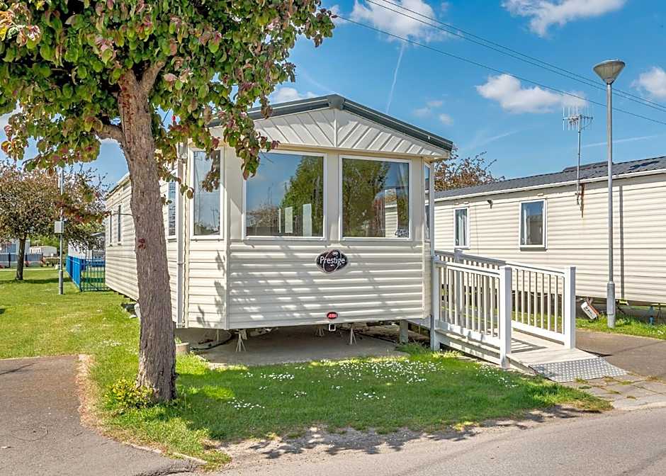 Riverside Caravan Holiday Park