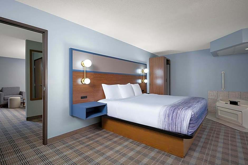 AmericInn by Wyndham Baldwin