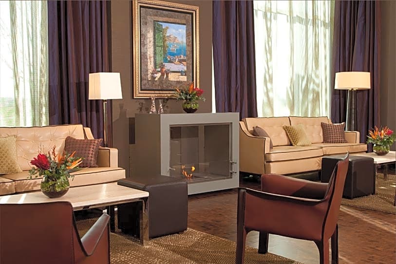 Hotel Arista at CityGate Centre