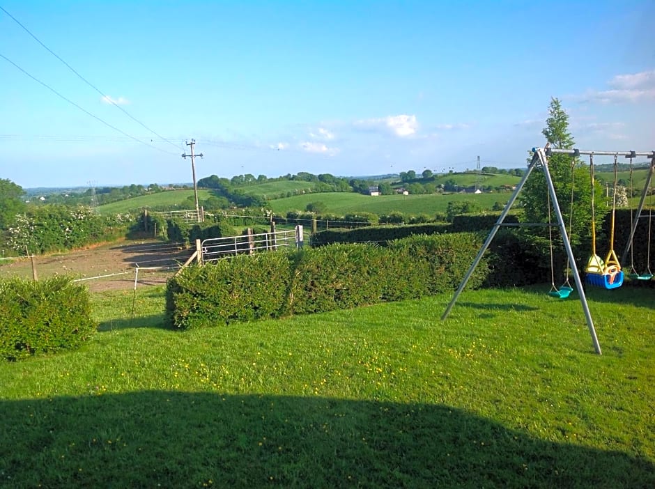 The Rock Equestrian Farm B&B