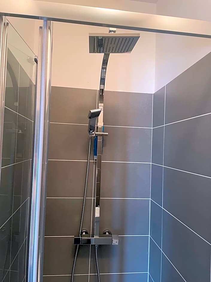 Danny's Bar & accommodation Broadford county Clare