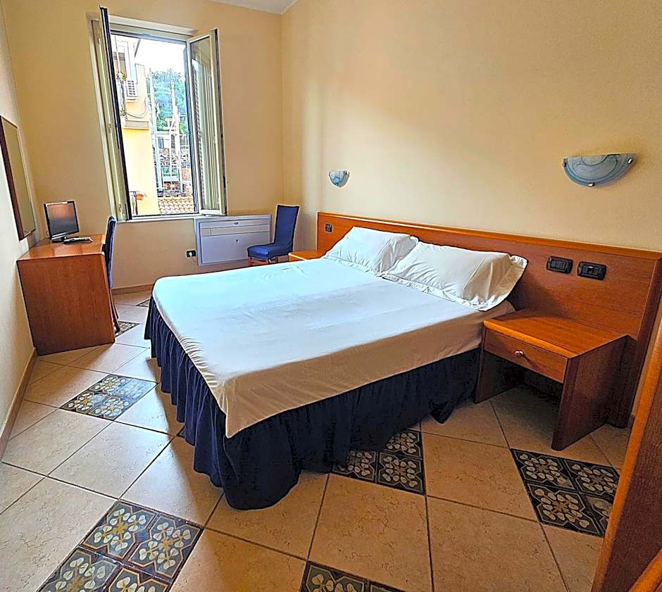 GR B&B