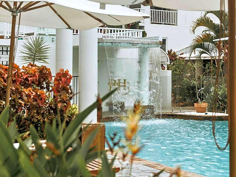 The Reef House Adults Retreat