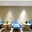 Home Inn (Guangzhou Jiefang Middle Road Gongyuanqian Metro Station)
