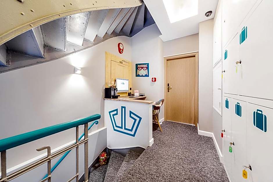 Six Suites, Old Town