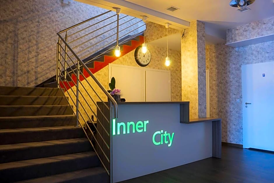 Hotel Inner City